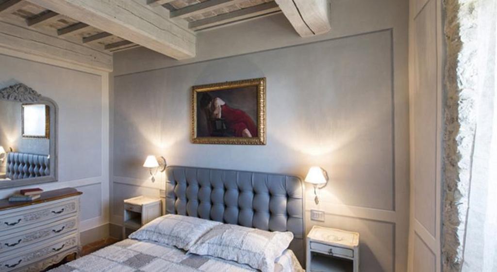 Le Bifore Cortona Bilik gambar