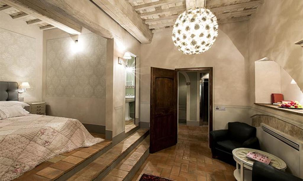 Le Bifore Cortona Bilik gambar
